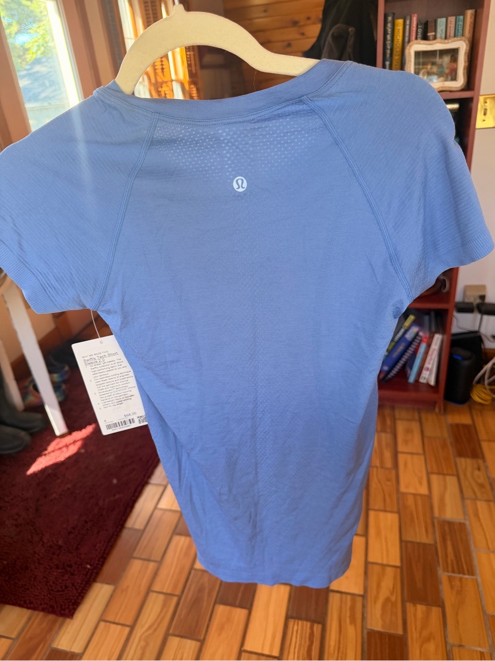 lululemon athletica Short Sleeve Crew Top in Periwinkle - Picture 2 of 4